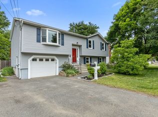 7 Robb Rd, Beverly, MA 01915