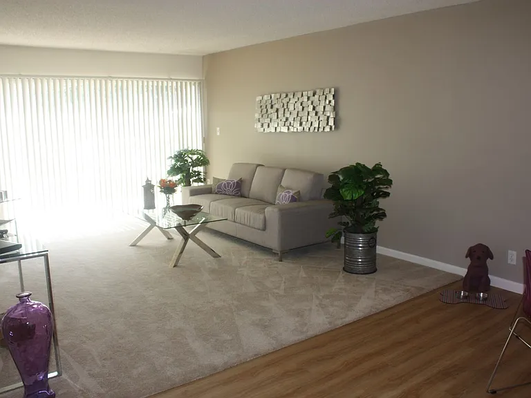 Woodcreek — Photo 4