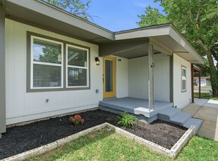 552 Souder Dr, Hurst, TX 76053