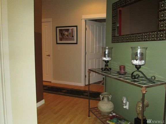 5th image of 10700 SE 260th St Unit N103