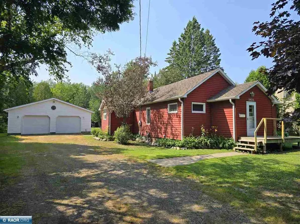 3923 12th Ave E, Hibbing, MN 55746