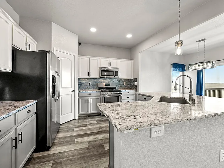 6287 San Mateo Dr — Photo 4