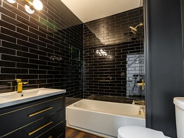 1017 Thompson Pl — Photo 11