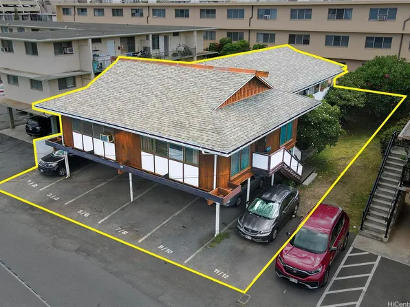 720 Mahiai St, Honolulu, HI 96826
