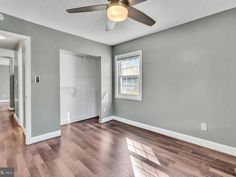 2237 Farrington Ave #203 — Photo 17