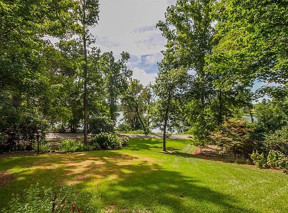 4th image of 105 Lakemont Dr