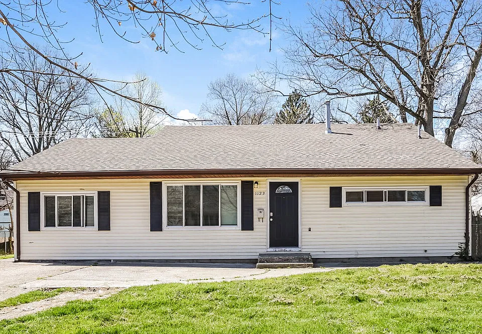 1123 Lockwood Rd