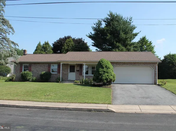 1641 Stevens St, East Petersburg, PA 17520