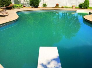 35 Meadows Ln, Ocean, NJ 07712