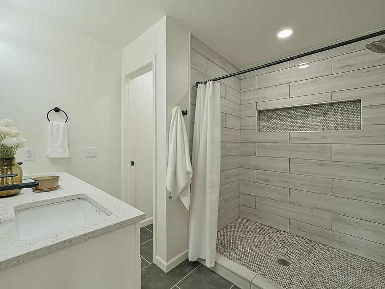 4330 Granger Ave — Photo 31