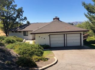 915 Walnut Dr, Paso Robles, CA 93446