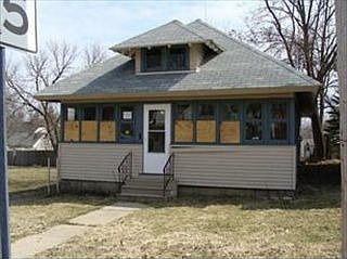 1st image of 319 Meachem Ave