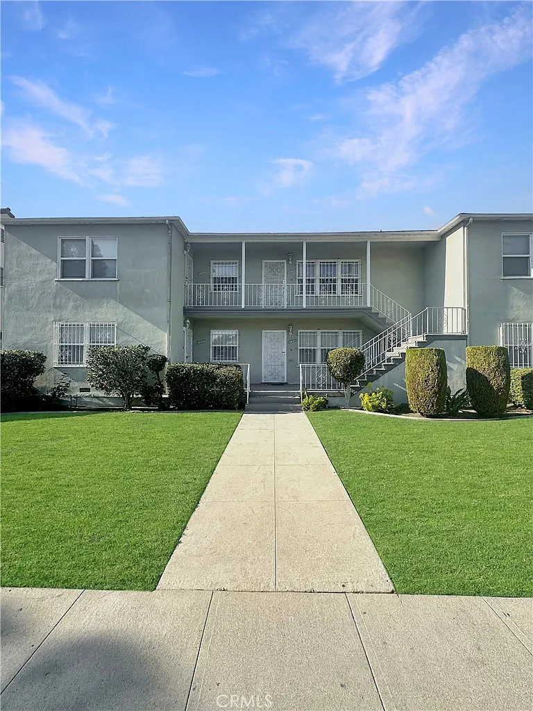 1 bed, 723 sqft, $2,100 — Photo 1