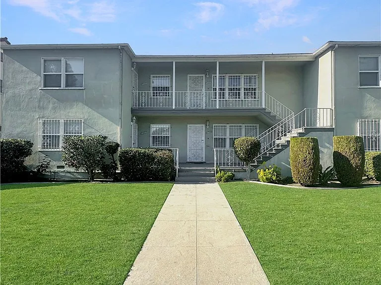 1805 Hauser Blvd — Photo 1