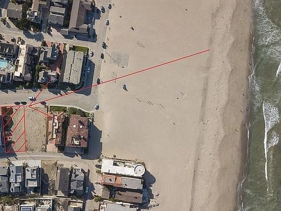 Proximity to Mandalay Beach