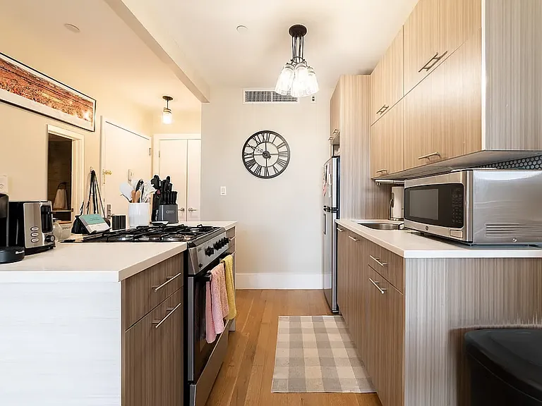 309 New York Ave #3F — Photo 4