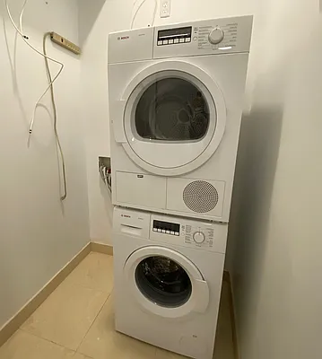 Rented by 165 E 66 Street Residential Owner LLC | media 9