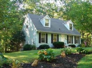 3772 Roop Rd, New Windsor, MD 21776