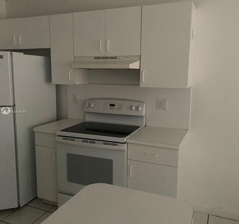1st image of 8025 Lake Dr APT 204