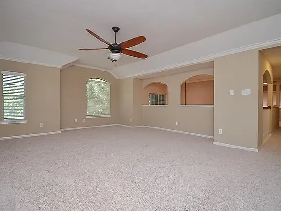 2606 Nutwood Dr — Photo 7