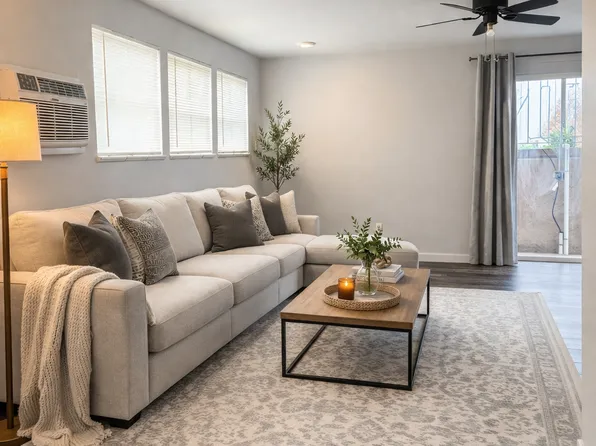 1323 Mobile St, Aurora, CO 80011