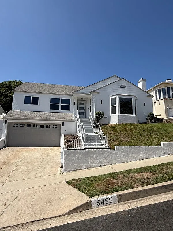 3 bed, 3.0 bath, 1776 sqft, $5,800 — Photo 1