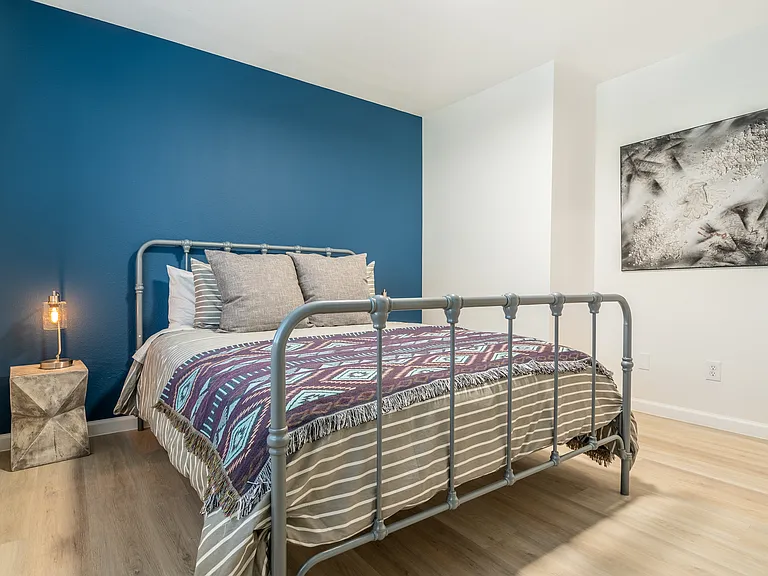20712 Camel Back St — Photo 16