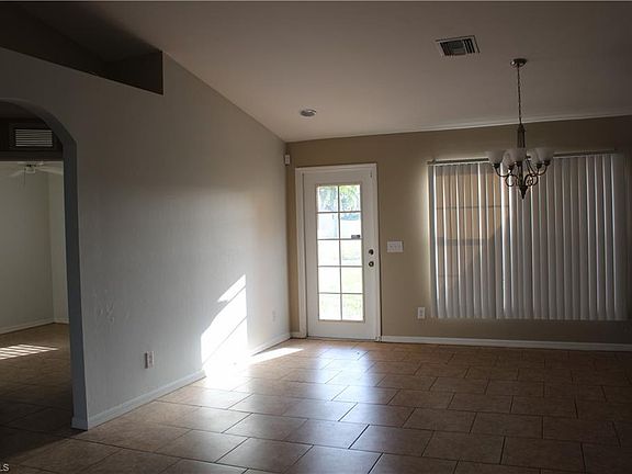 4th image of 1623 NE 7th Pl