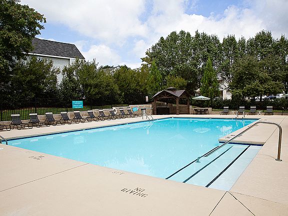 Sparkling Pool with Outdoor Grill