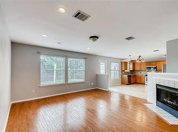 3rd image of 4404 Campo Verde Dr