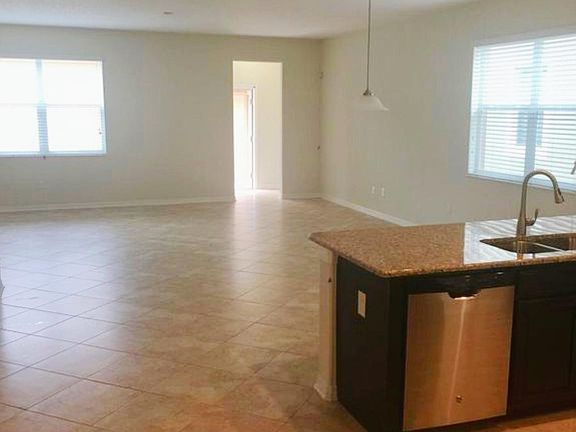 4th image of 6822 Habitat Dr