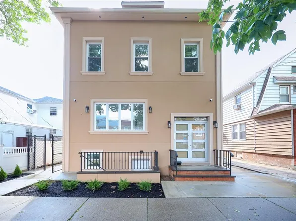 109-10 97th St, Ozone Park, NY 11417