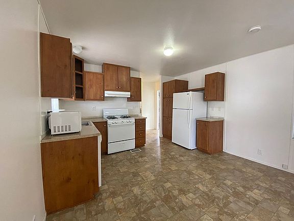 5th image of 450 E Bradley Ave Space 14