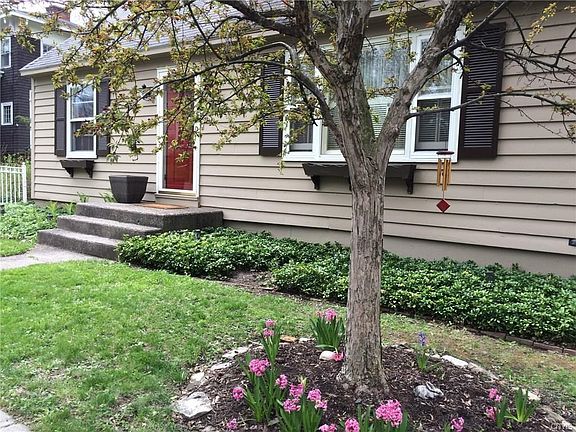 3rd image of 114 Walnut St