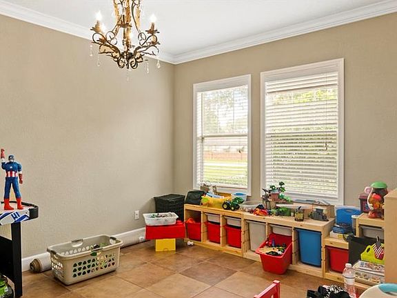 3rd image of 3613 S Summerlin Ave