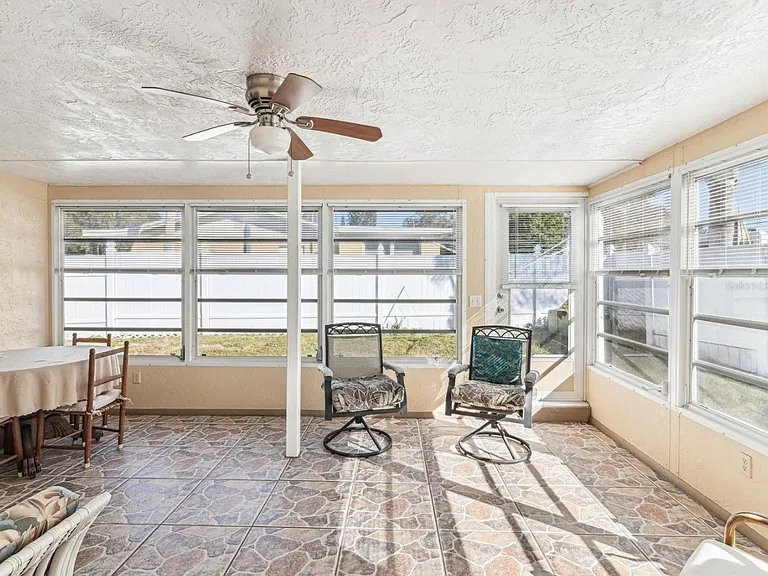 3708 Springfield Dr — Photo 19