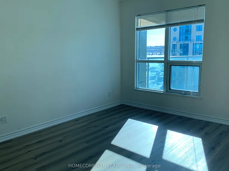 33 Ellen St #909 — Photo 6