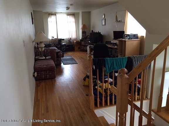 3rd image of 229 Milton Ave