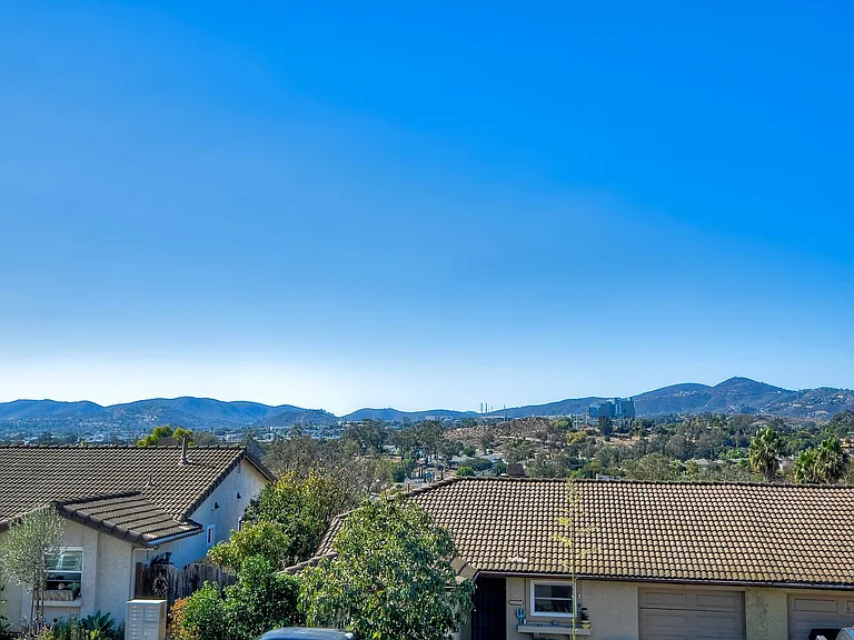 1252 Soria Gln — Photo 12
