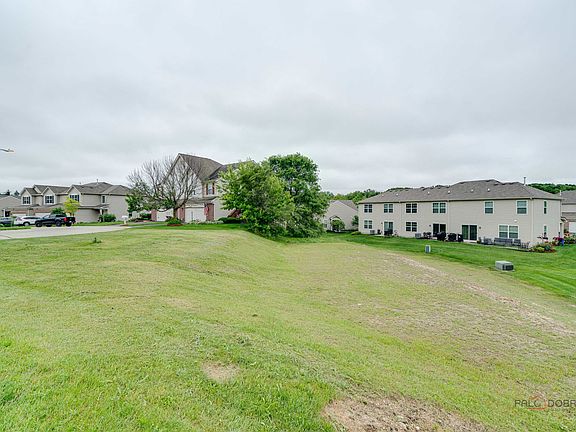 3rd image of 7109 Mulligan Ct