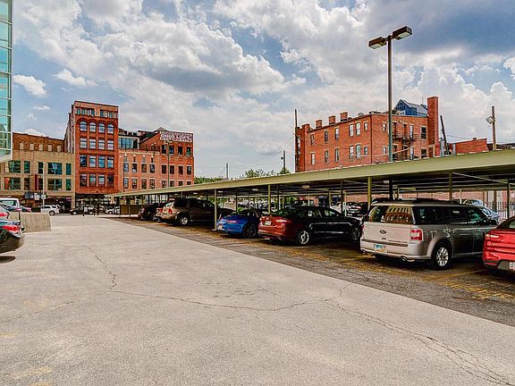 4th image of 150 E Main St APT 309