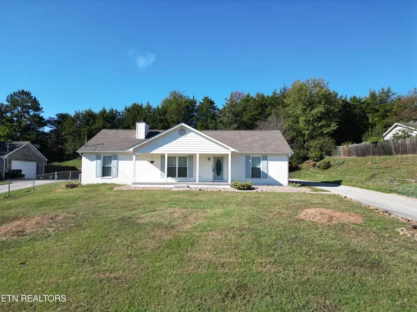 11809 Autumn Leaves Ln, Knoxville, TN 37934