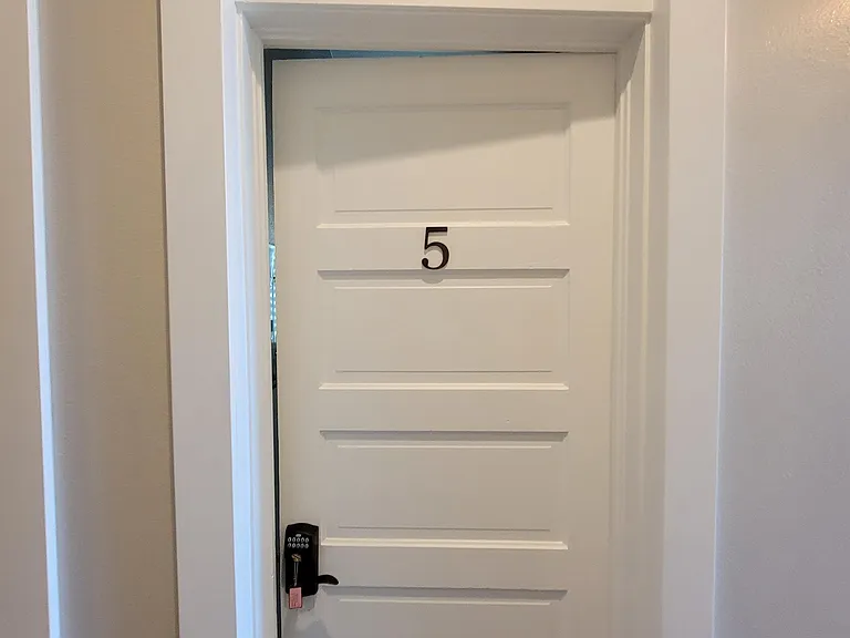 200 S Pikes Peak Ave #5 — Photo 10