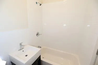 Rented by Gabriel Troncoso, LREB