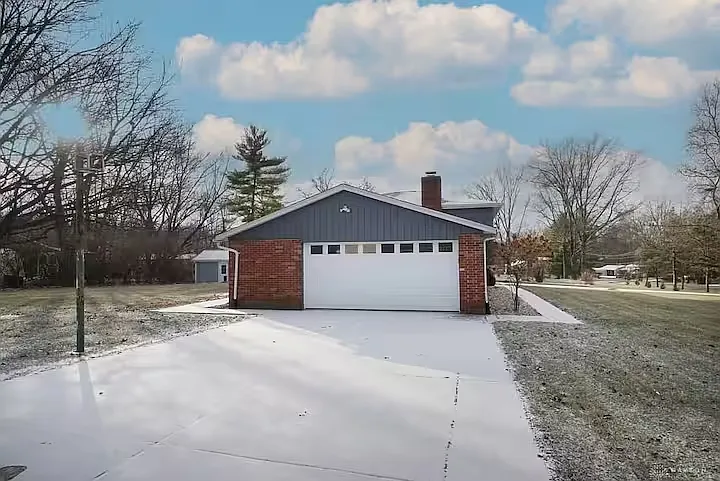 9092 Wintergreen Dr — Photo 10