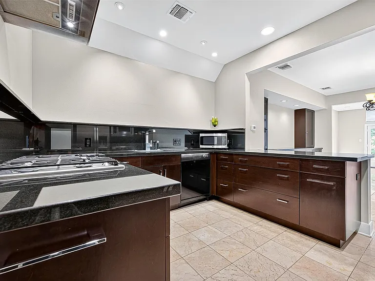 3027 Bissonnet St — Photo 19