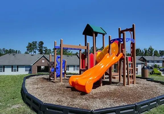 4th image of 4001 Meriwether Dr #C-10