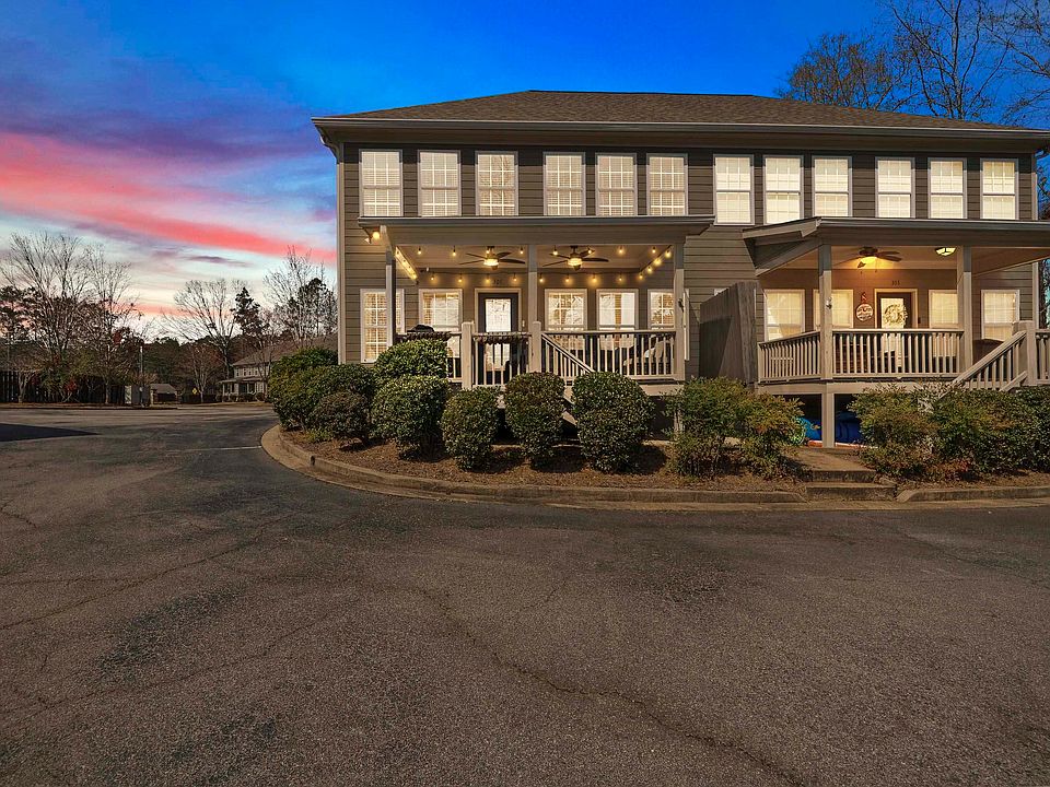 1st image of 301 Port Laz Ln