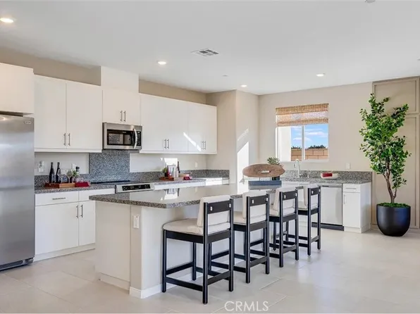 14167 Rollins St, Hesperia, CA 92345