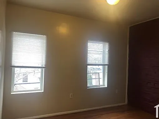 1205 W Ostend St — Photo 21